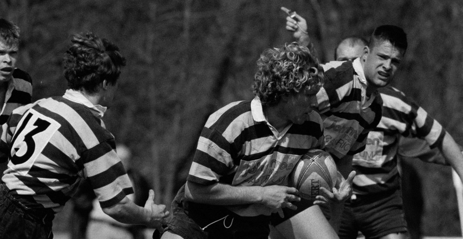 signaleert krachten en zwakheden en zoekt de balans bij strategische processen